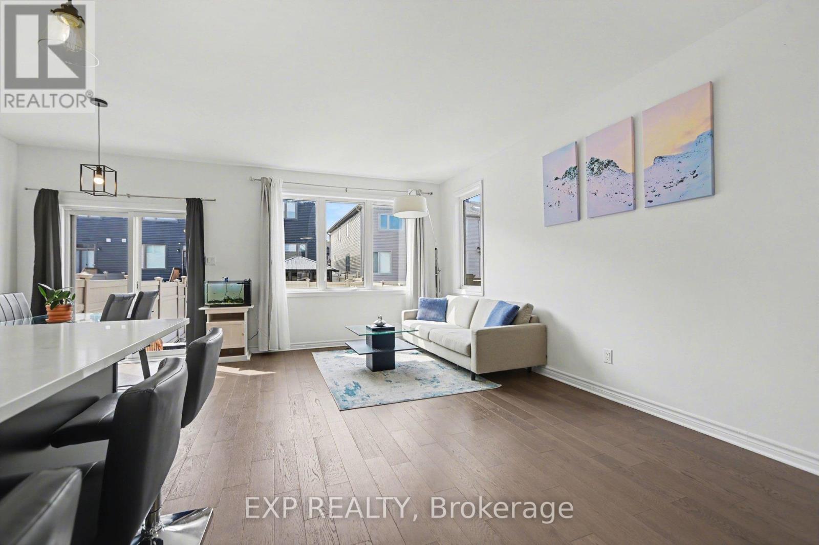 78 Rallidale Street, Ottawa, Ontario  K1X 0G7 - Photo 4 - X12996386