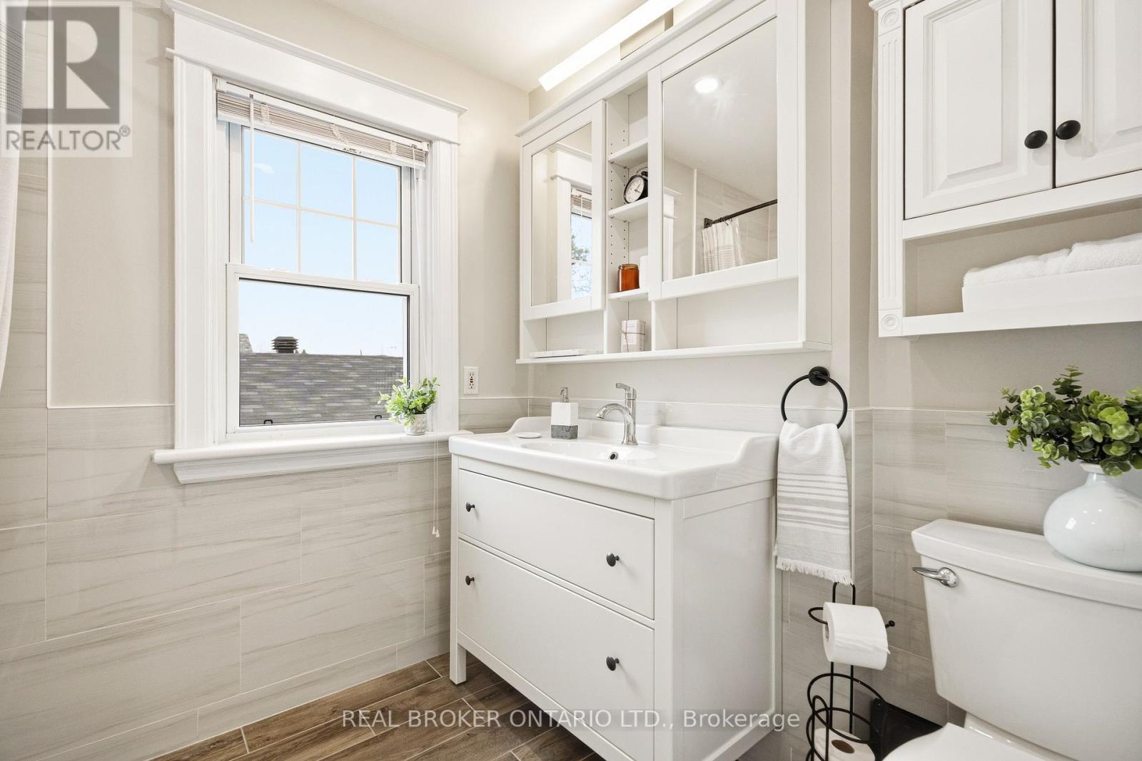 496 Hartleigh Avenue, Ottawa, Ontario  K2B 5J6 - Photo 23 - X12996394