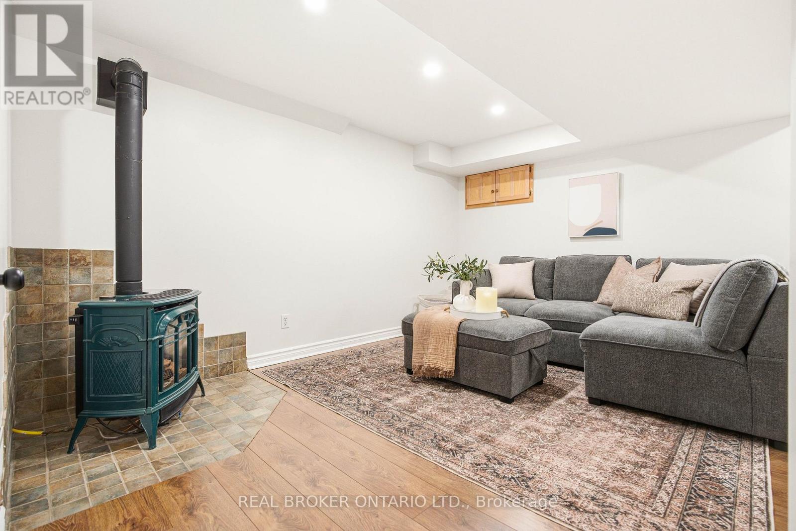 496 Hartleigh Avenue, Ottawa, Ontario  K2B 5J6 - Photo 28 - X12996394