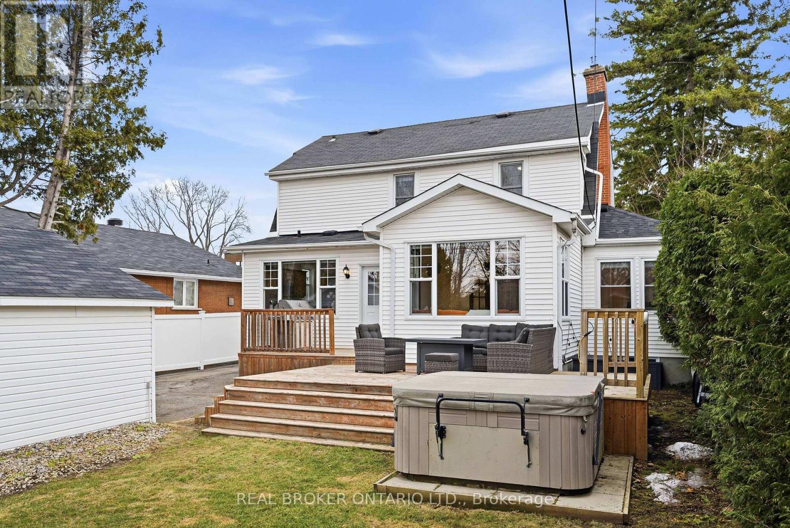 496 Hartleigh Avenue, Ottawa, Ontario  K2B 5J6 - Photo 36 - X12996394