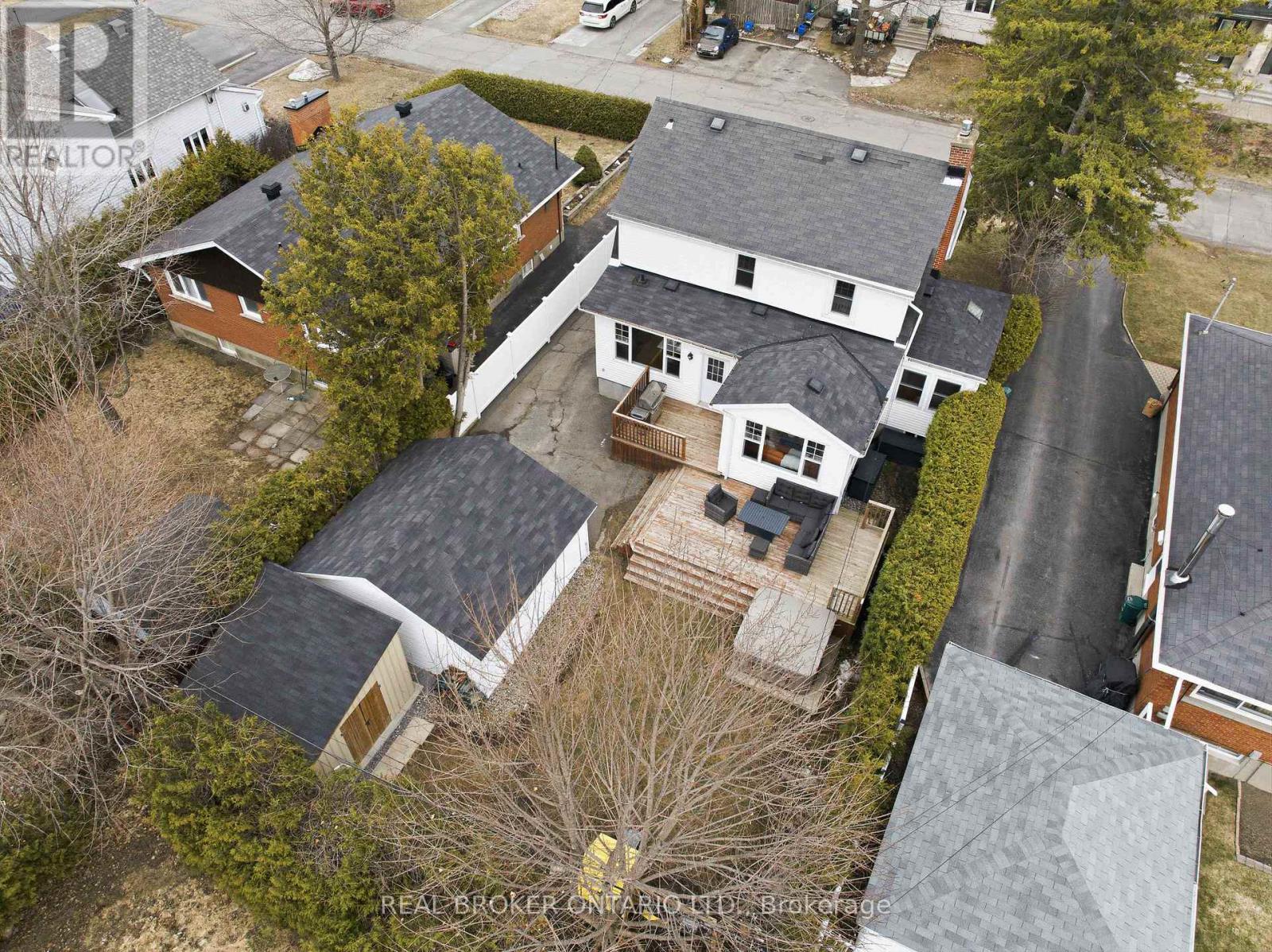 496 Hartleigh Avenue, Ottawa, Ontario  K2B 5J6 - Photo 38 - X12996394