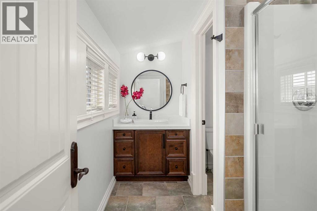 15 Montenaro Bay, Cochrane Lake, Alberta  T4C 0A5 - Photo 23 - A2298692