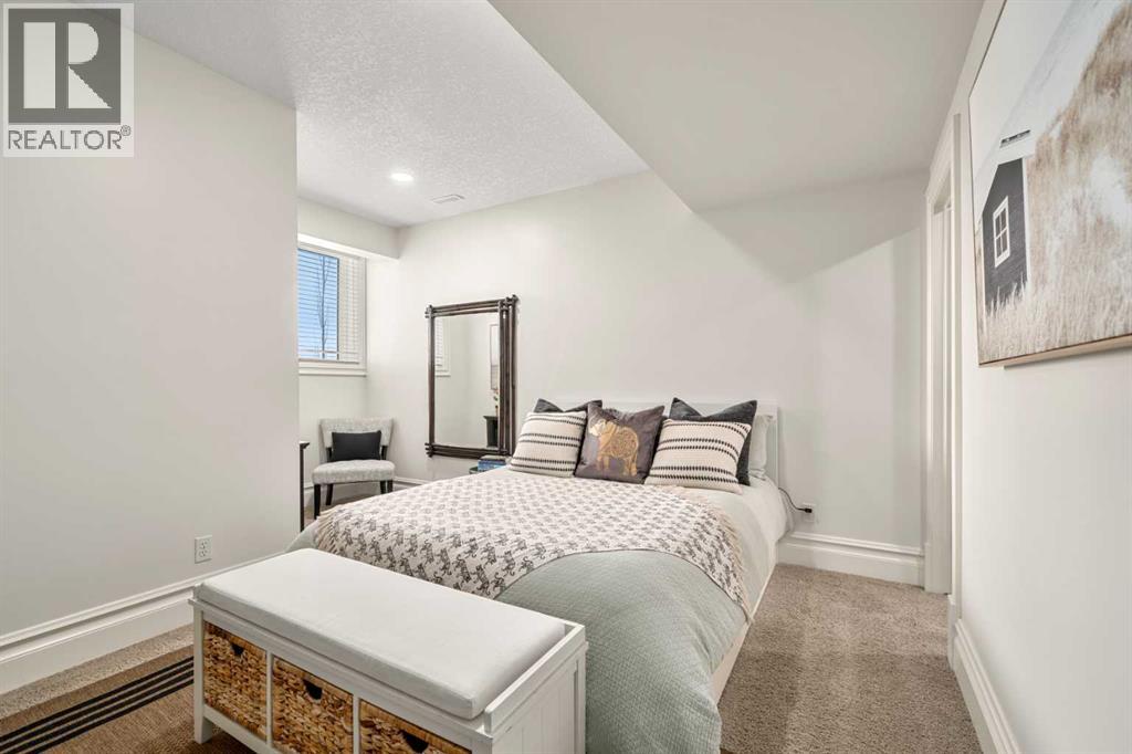 15 Montenaro Bay, Cochrane Lake, Alberta  T4C 0A5 - Photo 33 - A2298692