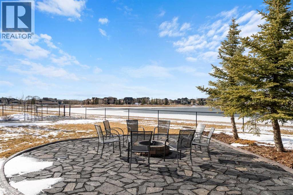 15 Montenaro Bay, Cochrane Lake, Alberta  T4C 0A5 - Photo 40 - A2298692