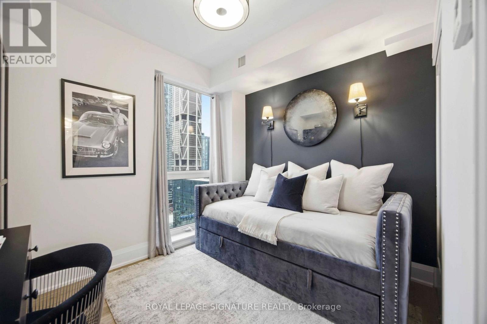 2307 - 88 Cumberland Street, Toronto, Ontario  M5R 0C8 - Photo 15 - C12989764