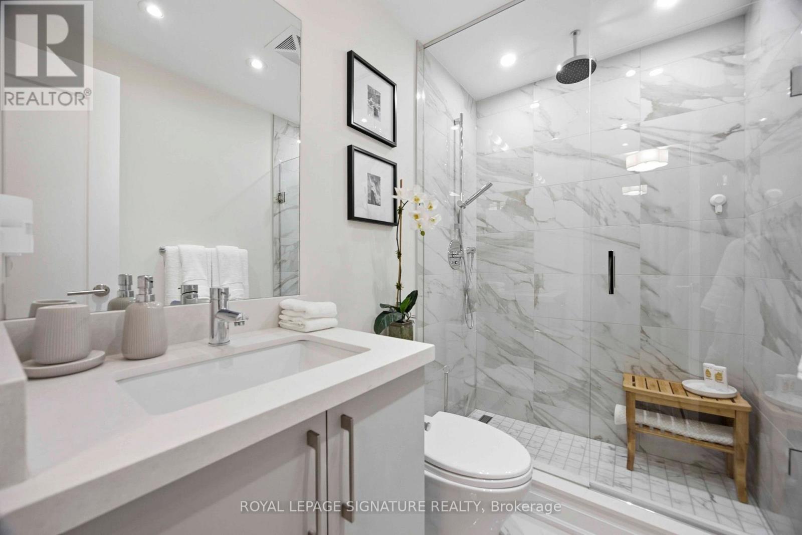 2307 - 88 Cumberland Street, Toronto, Ontario  M5R 0C8 - Photo 17 - C12989764