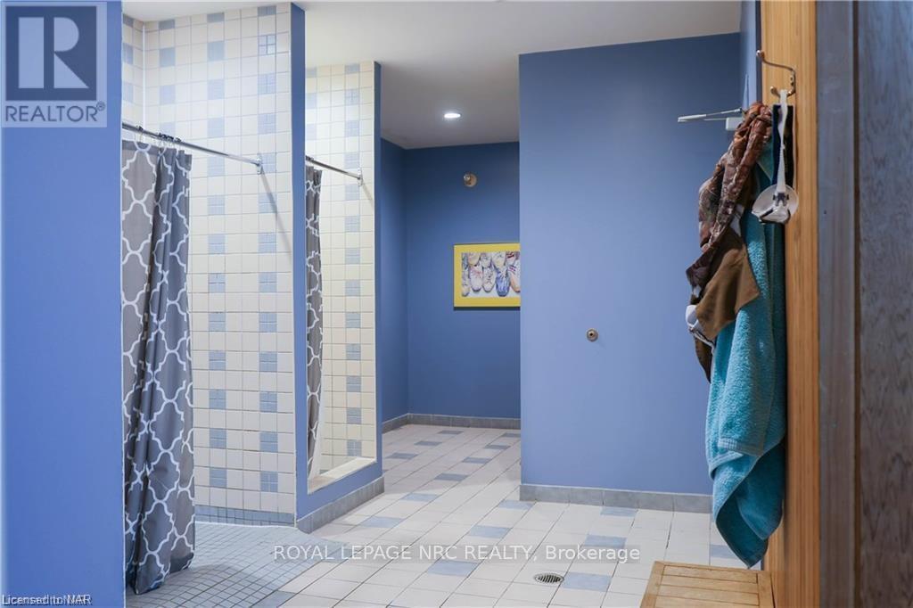 214 - 8111 Forest Glen Drive, Niagara Falls, Ontario  L2H 2Y7 - Photo 6 - X12996362