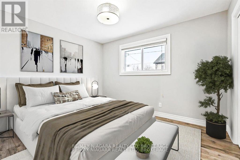 26 Colonial Street, Welland, Ontario  L3C 5W5 - Photo 16 - X12996372