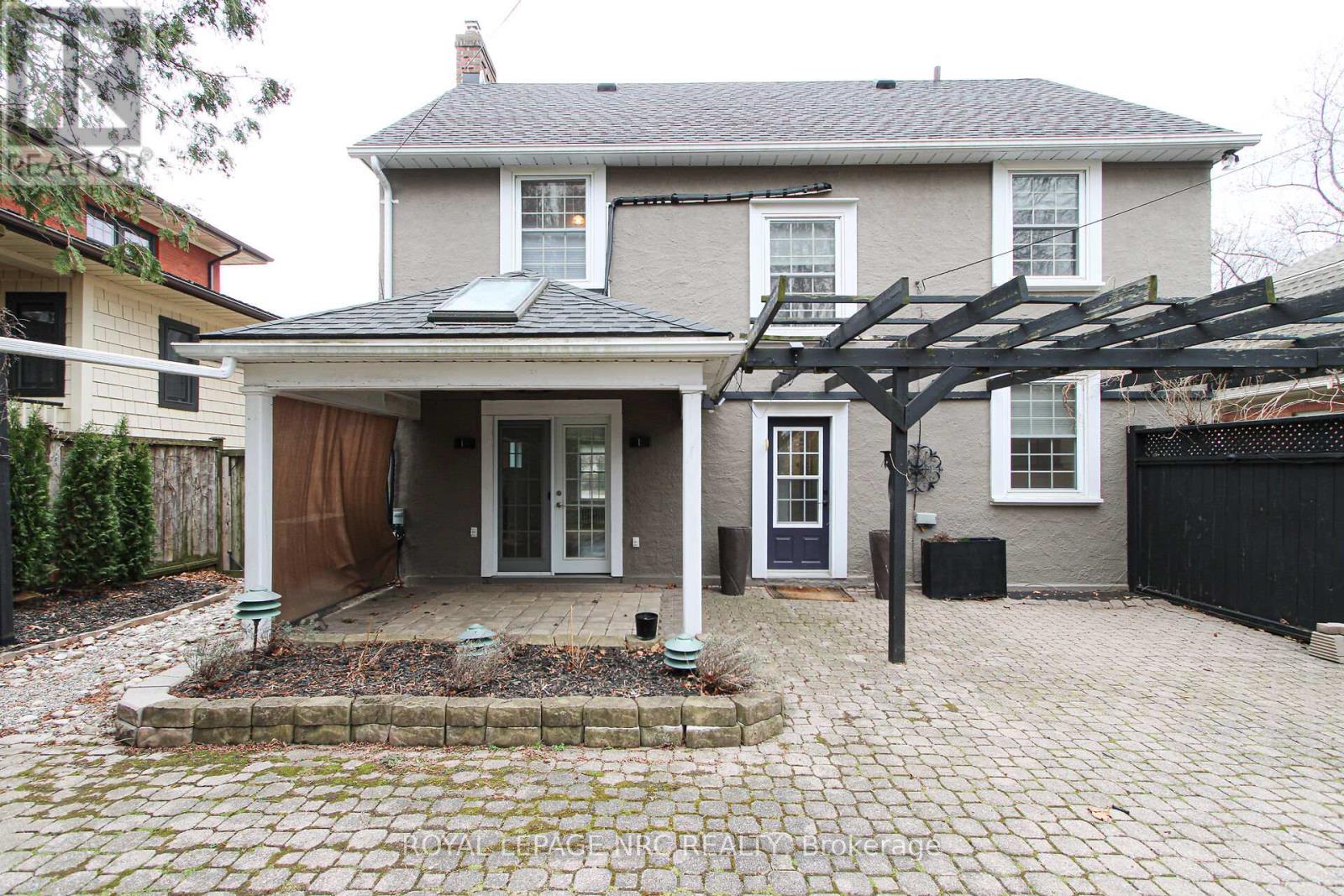 15 South Drive, St. Catharines, Ontario  L2R 4T9 - Photo 31 - X12996398