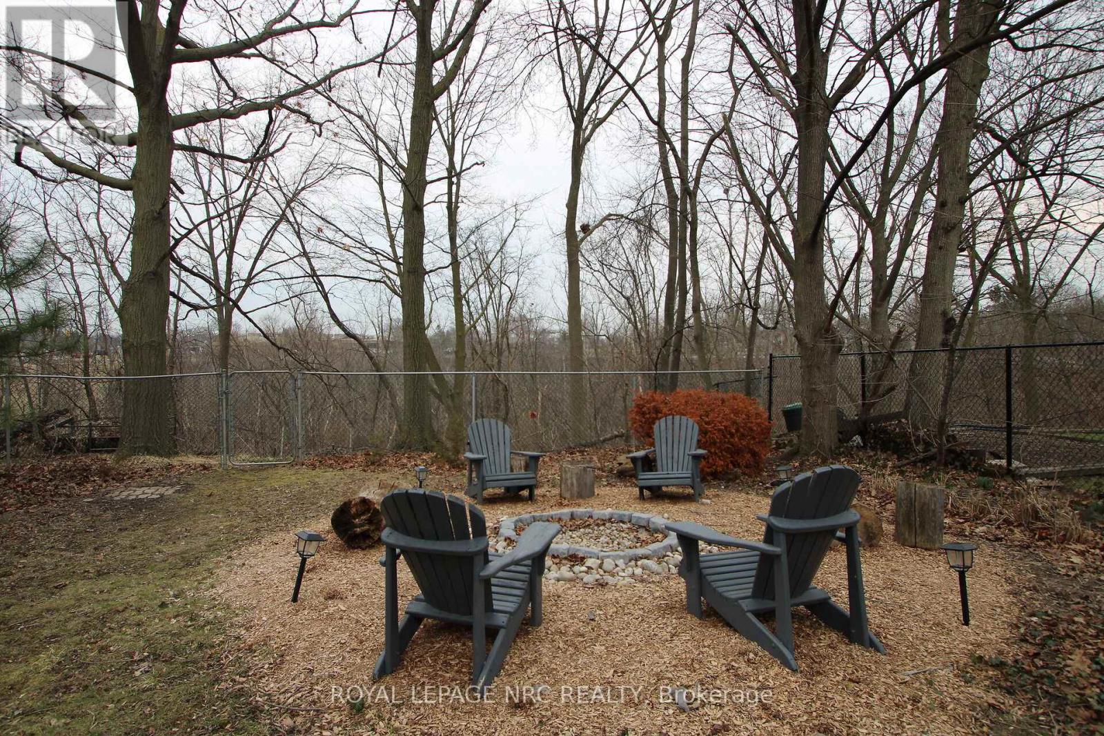 15 South Drive, St. Catharines, Ontario  L2R 4T9 - Photo 34 - X12996398