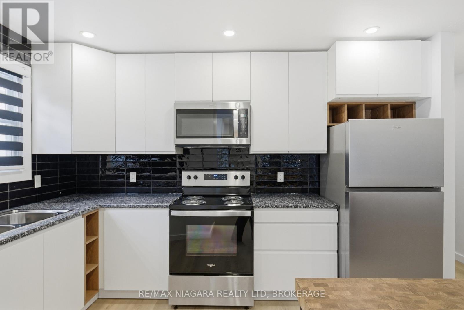 Main Unit 1 - 1361 Station Street, Pelham, Ontario  L0S 1E3 - Photo 11 - X12996414