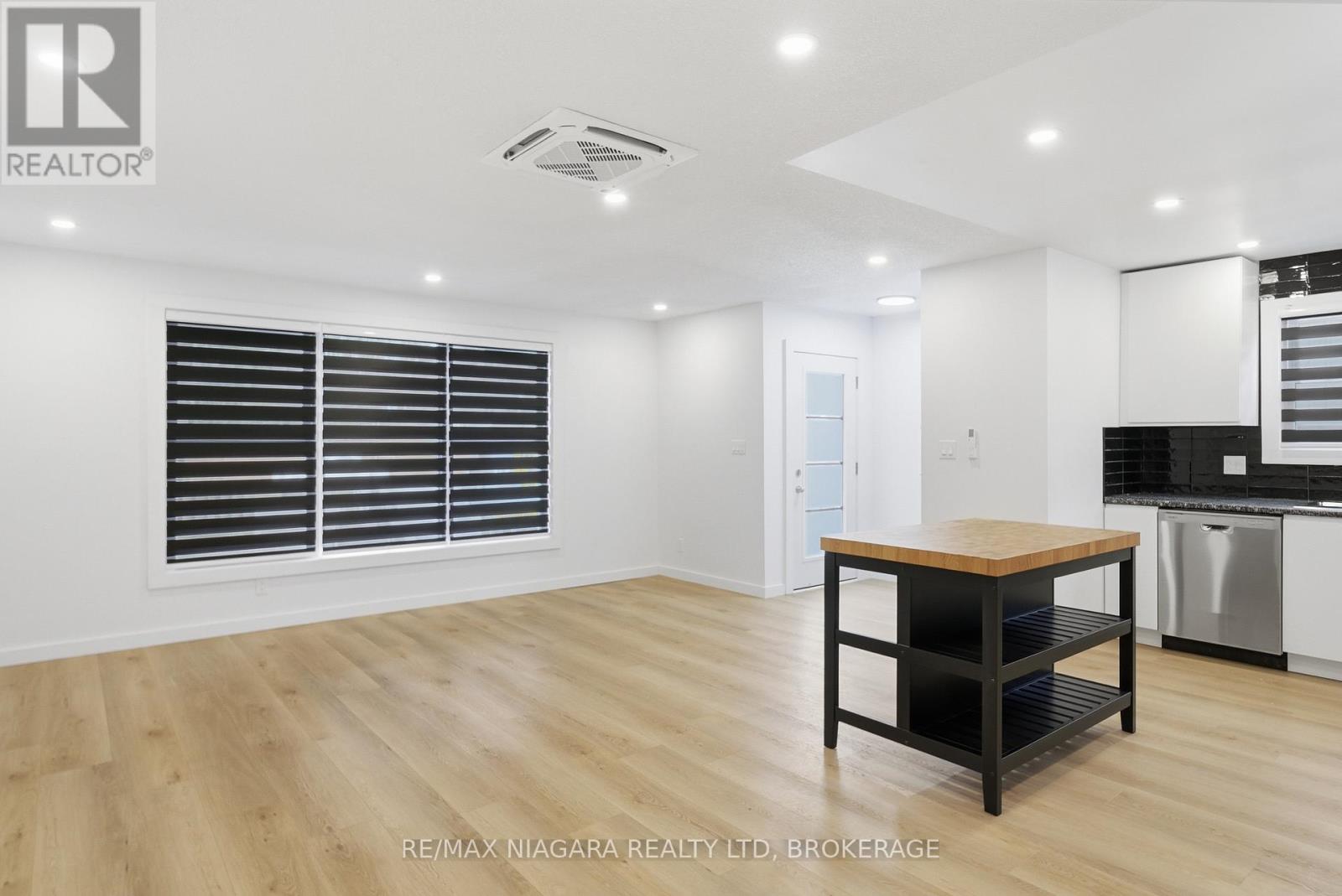 Main Unit 1 - 1361 Station Street, Pelham, Ontario  L0S 1E3 - Photo 6 - X12996414