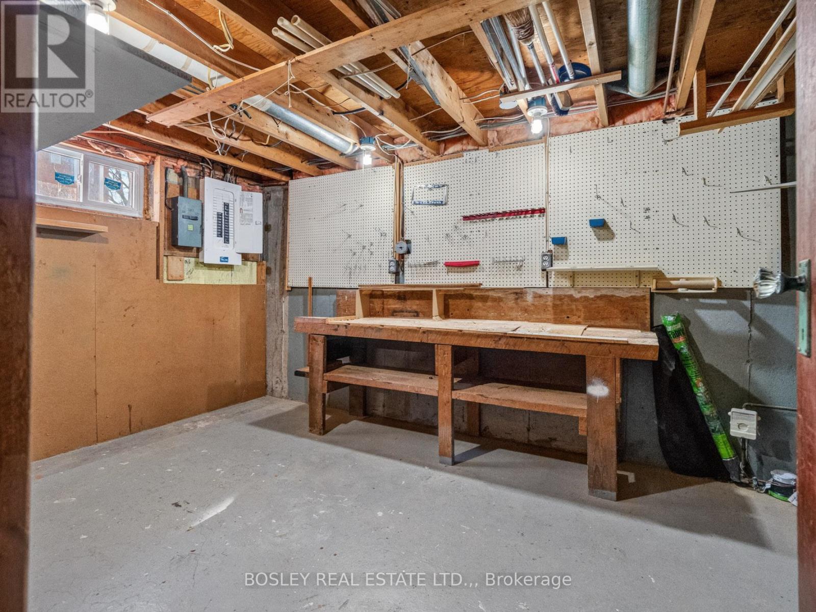 21 Grosvenor Street, St. Catharines, Ontario  L2M 3E1 - Photo 26 - X12996418