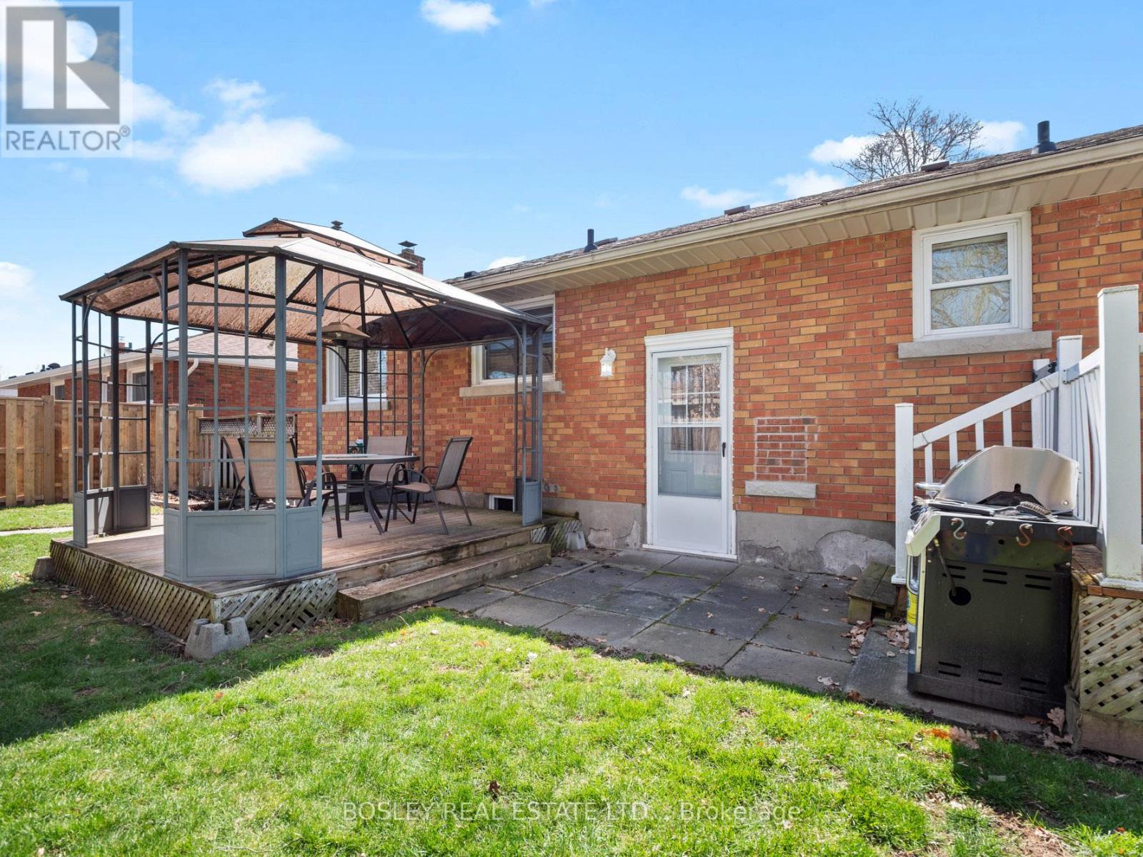 21 Grosvenor Street, St. Catharines, Ontario  L2M 3E1 - Photo 32 - X12996418