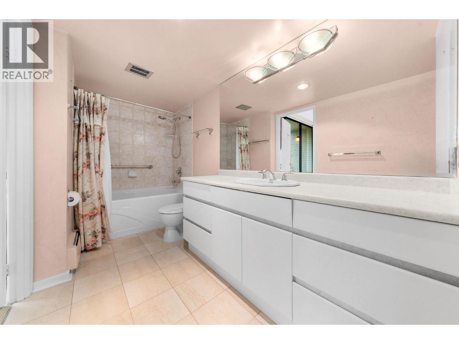 801 1412 Esquimalt Avenue, West Vancouver, British Columbia  V7T 1K7 - Photo 28 - R3111079