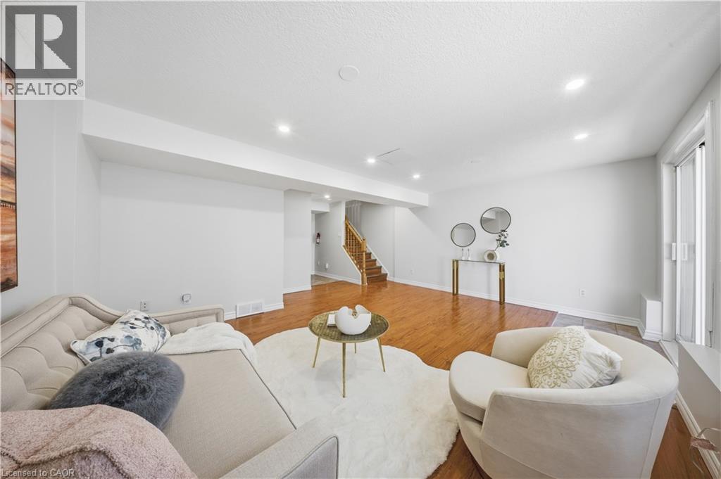 1496 Franklin Boulevard, Cambridge, Ontario N3C 3L5 - Photo 24 - 40820293