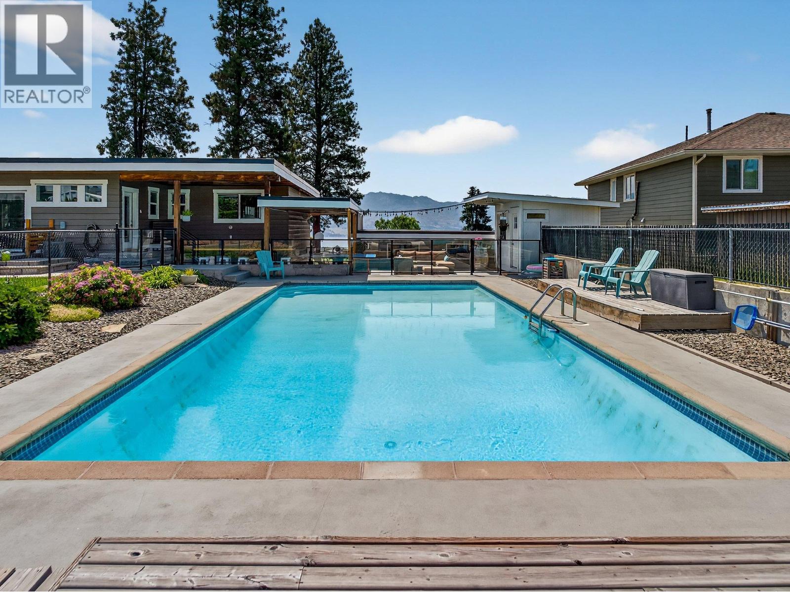 2715 Boucherie Road, West Kelowna, British Columbia  V1Z 2G3 - Photo 36 - 10381261