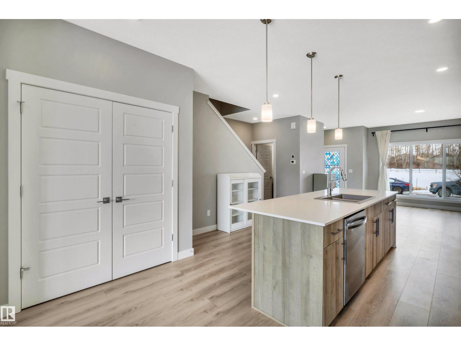 6256 175 Av Nw, Edmonton, Alberta  T5Y 4H3 - Photo 13 - E4481764