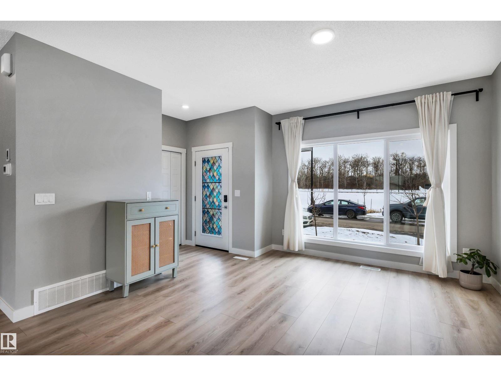 6256 175 Av Nw, Edmonton, Alberta  T5Y 4H3 - Photo 5 - E4481764