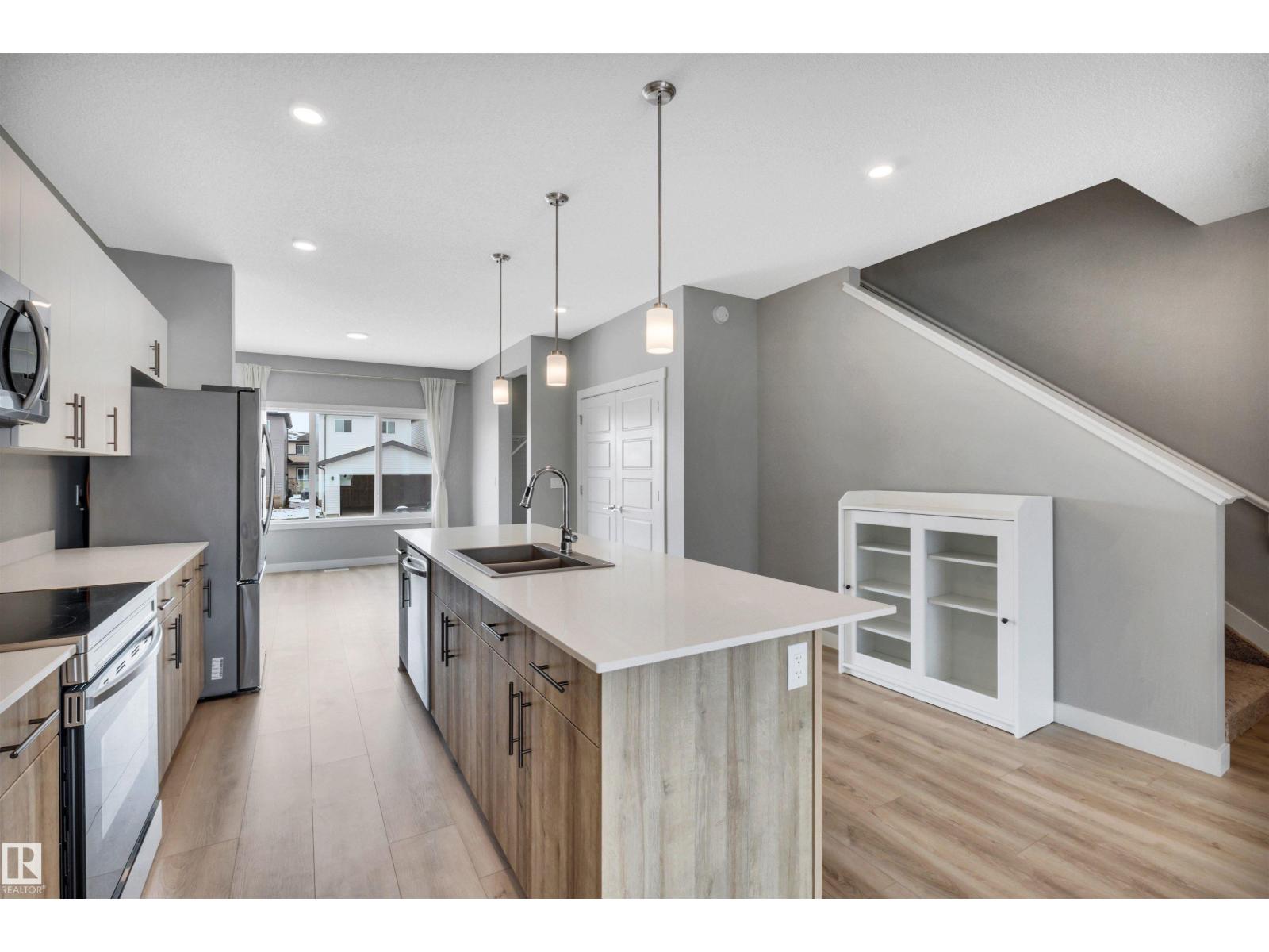 6256 175 Av Nw, Edmonton, Alberta  T5Y 4H3 - Photo 9 - E4481764