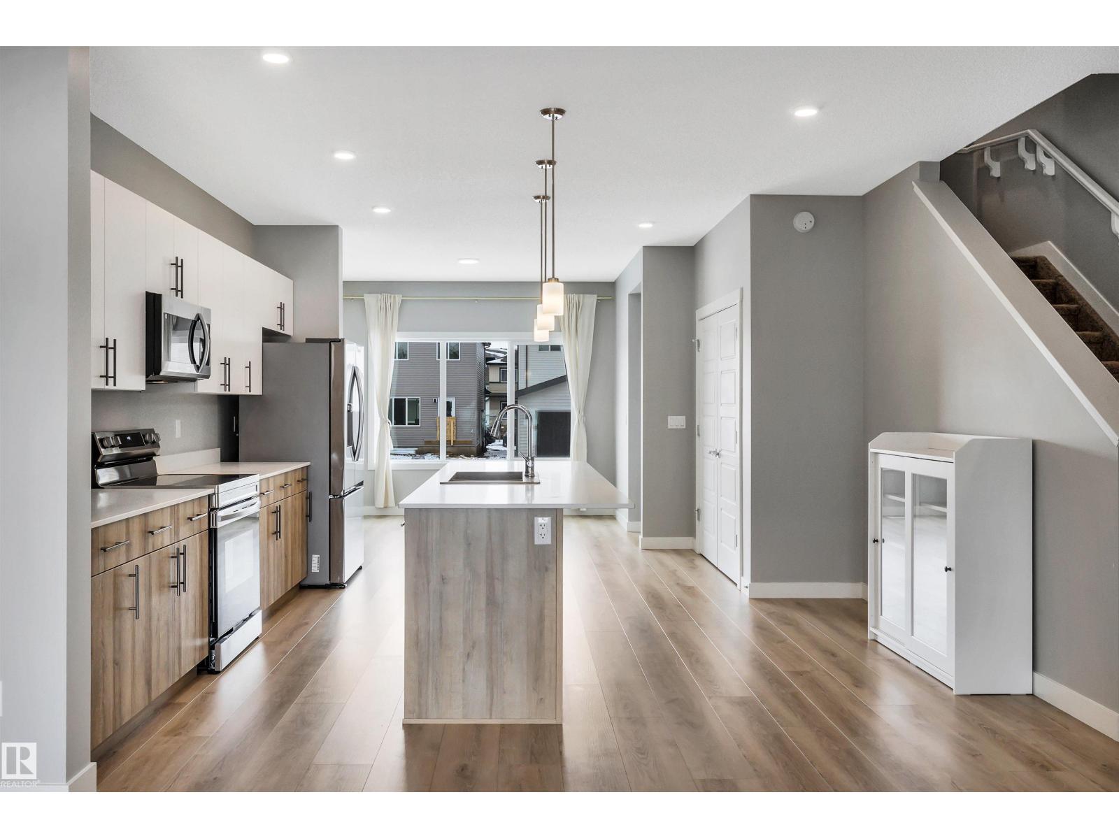 6256 175 Av Nw, Edmonton, Alberta  T5Y 4H3 - Photo 7 - E4481764