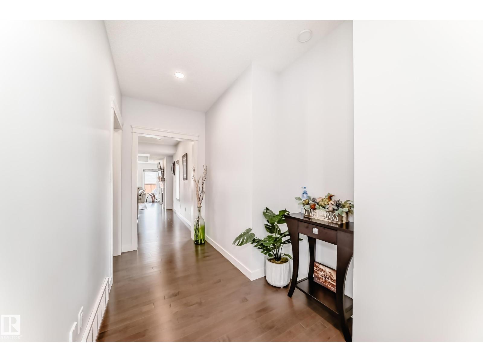 922 173a St Sw, Edmonton, Alberta  T6W 3V3 - Photo 4 - E4482167