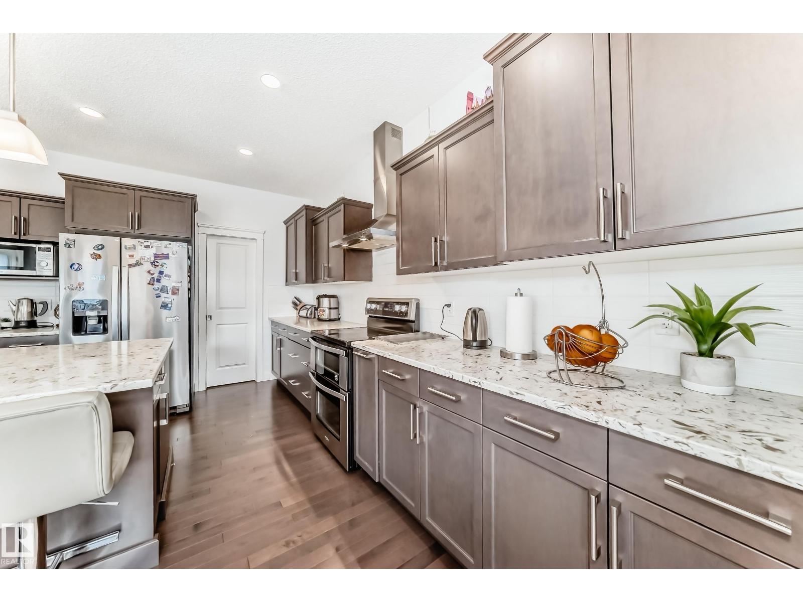 922 173a St Sw, Edmonton, Alberta  T6W 3V3 - Photo 8 - E4482167