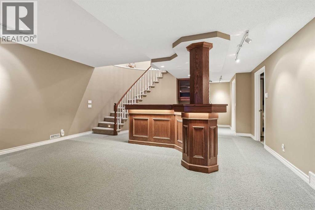 23 Prominence Point Sw, Calgary, Alberta  T3H 3E8 - Photo 35 - A2288819