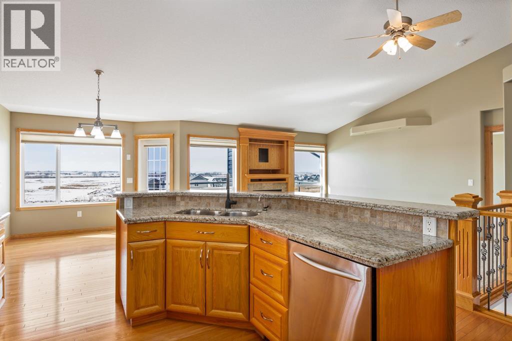 20 Hillcrest Boulevard, Strathmore, Alberta  T1P 1X1 - Photo 12 - A2298675