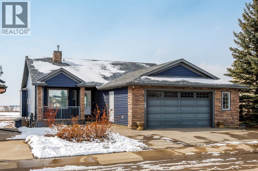 20 Hillcrest Boulevard, Strathmore, Alberta  T1P 1X1 - Photo 2 - A2298675