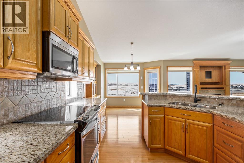 20 Hillcrest Boulevard, Strathmore, Alberta  T1P 1X1 - Photo 11 - A2298675