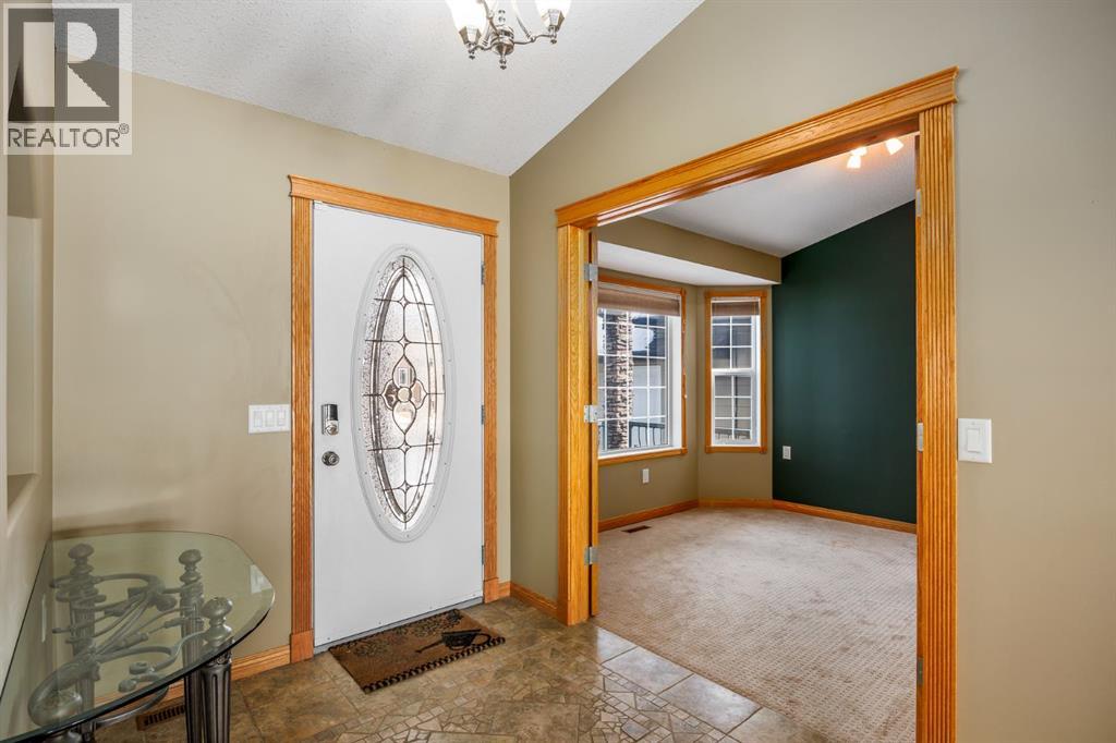 20 Hillcrest Boulevard, Strathmore, Alberta  T1P 1X1 - Photo 4 - A2298675