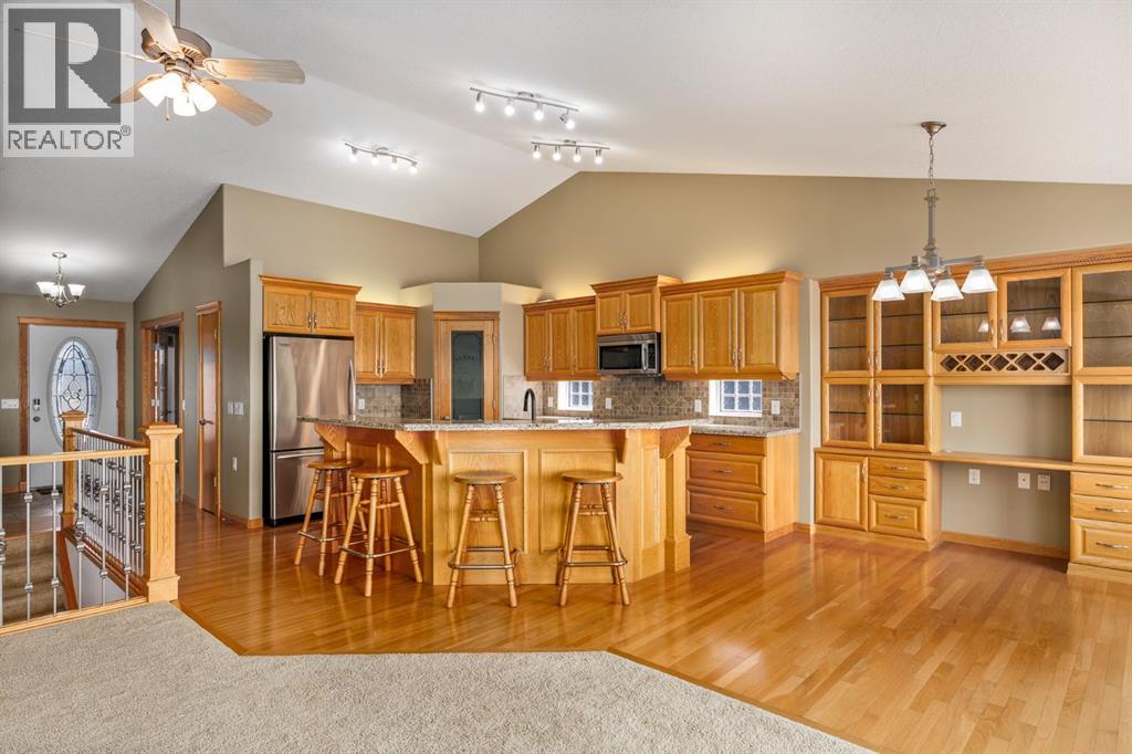 20 Hillcrest Boulevard, Strathmore, Alberta  T1P 1X1 - Photo 8 - A2298675