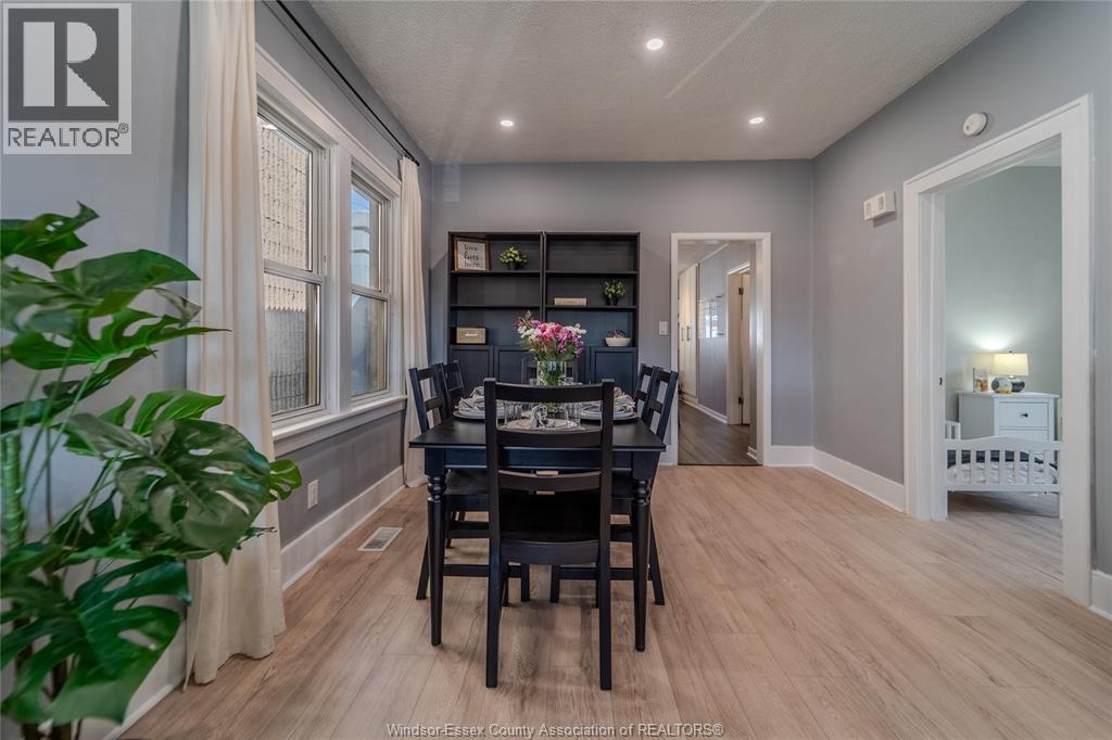 1594 Tecumseh Road West, Windsor, Ontario N9B 1T8 - Photo 10 - 26008051