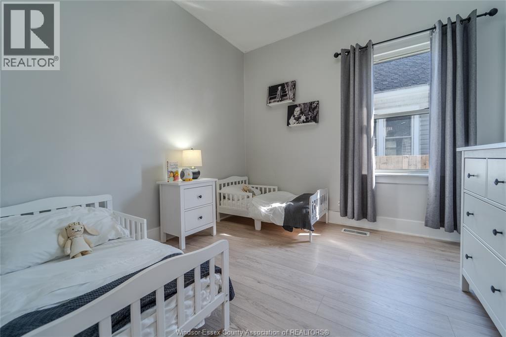 1594 Tecumseh Road West, Windsor, Ontario N9B 1T8 - Photo 12 - 26008051