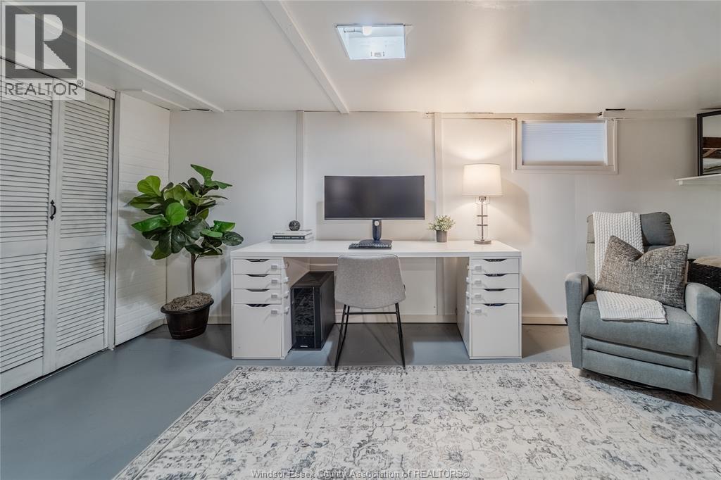 1594 Tecumseh Road West, Windsor, Ontario N9B 1T8 - Photo 23 - 26008051