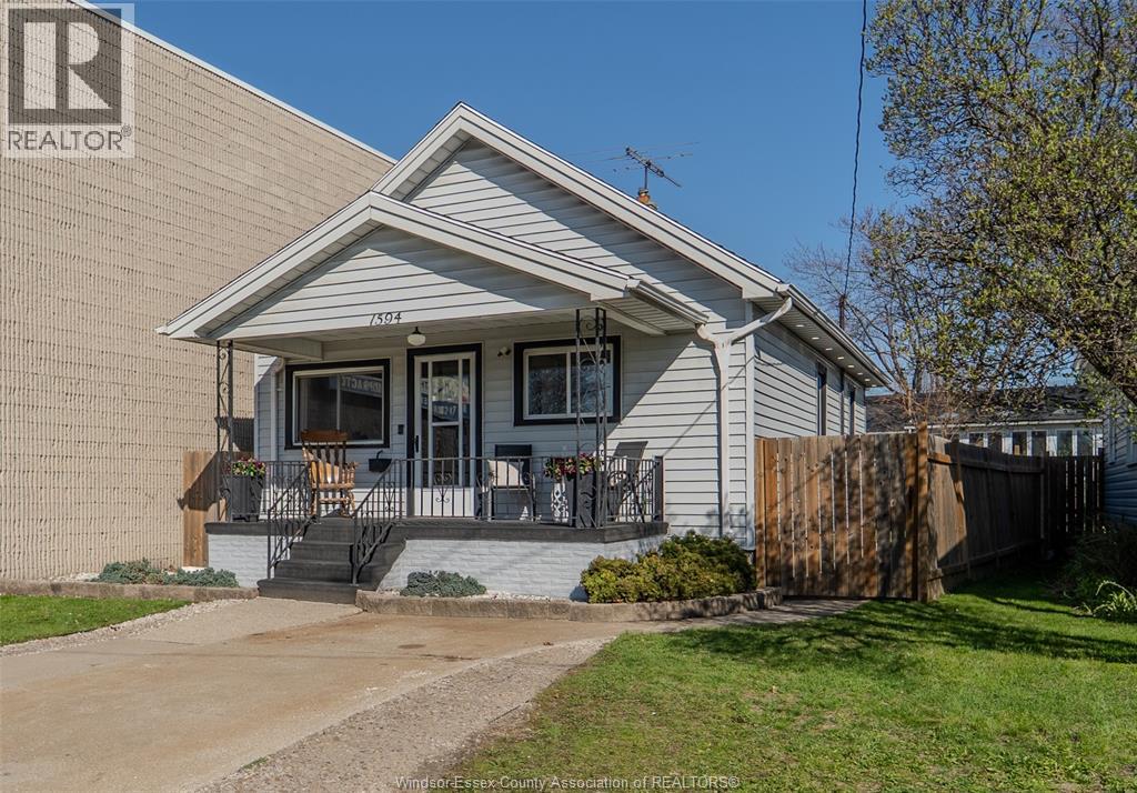 1594 Tecumseh Road West, Windsor, Ontario N9B 1T8 - Photo 3 - 26008051
