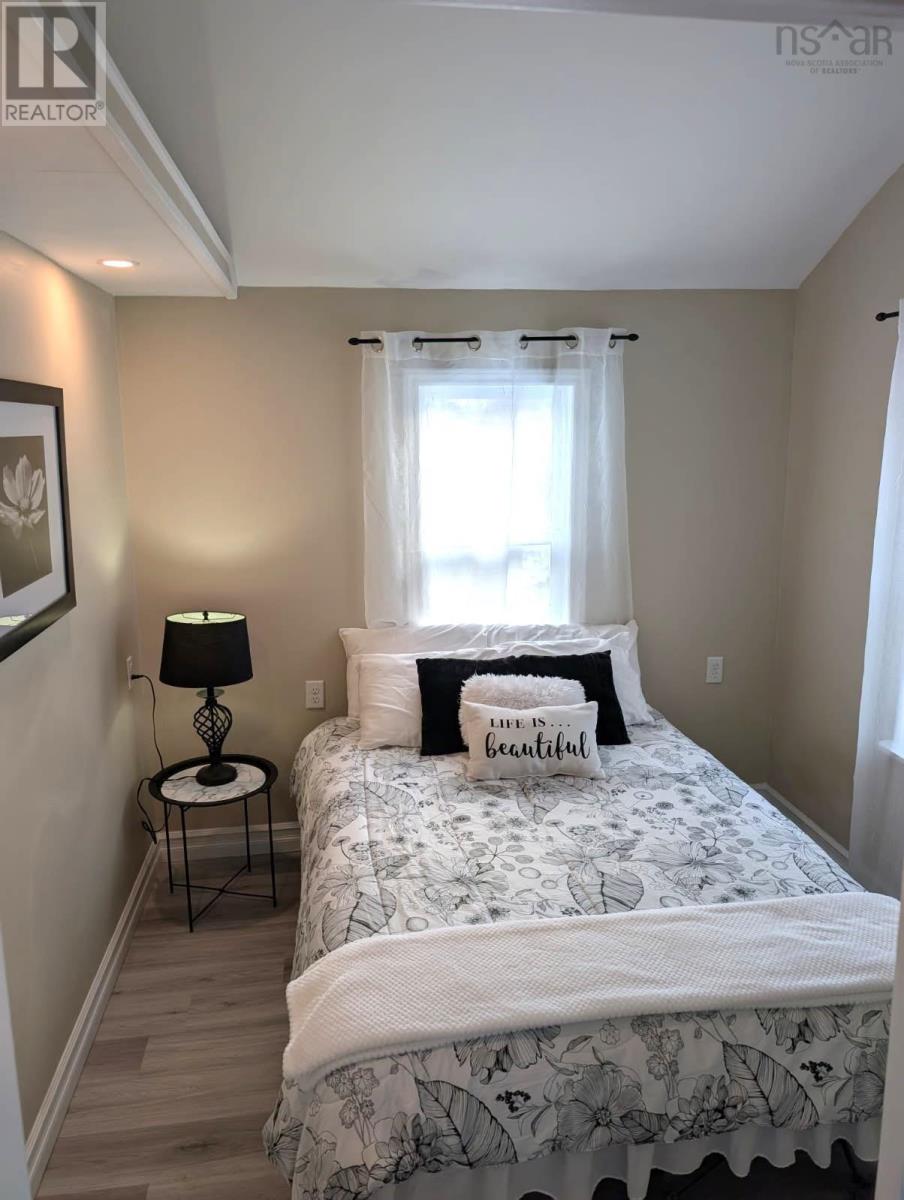 165 St. Phillips Street, Bridgewater, Nova Scotia  B4V 1W6 - Photo 12 - 202529313