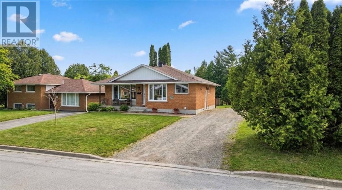 1004 Buckingham Drive, Sudbury, Ontario  P3A 1G1 - Photo 2 - 2127106