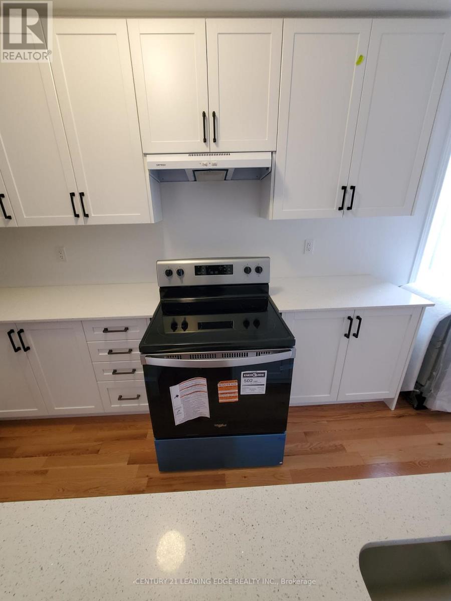 2906 Peter Matthews Drive, Pickering, Ontario  L1V 2P8 - Photo 5 - E12962010