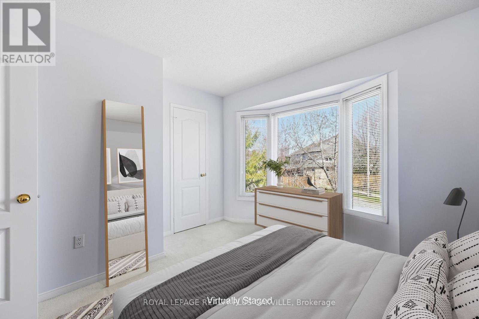 2150 Fourth Line, Oakville, Ontario  L6M 3T2 - Photo 29 - W12996042