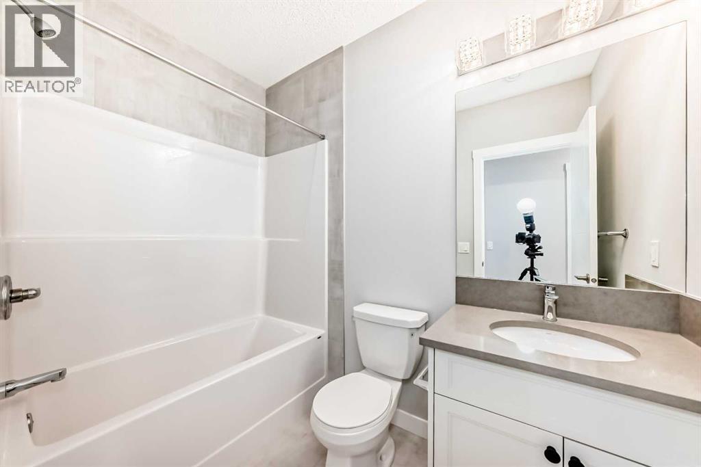 172 Rowmont Boulevard NW, Calgary, Alberta  T3L 0H3 - Photo 40 - A2301537