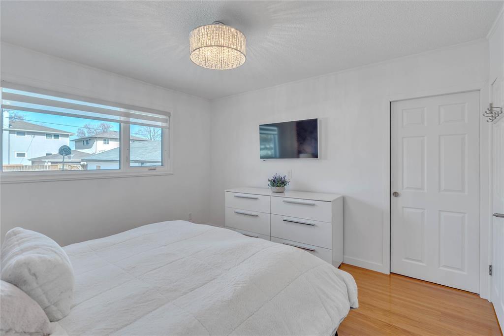 310 Culver Street, Winnipeg, Manitoba  R2L 1Z8 - Photo 12 - 202607214