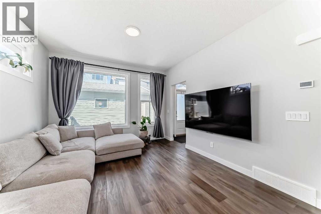 172 Rowmont Boulevard NW, Calgary, Alberta  T3L 0H3 - Photo 9 - A2301537