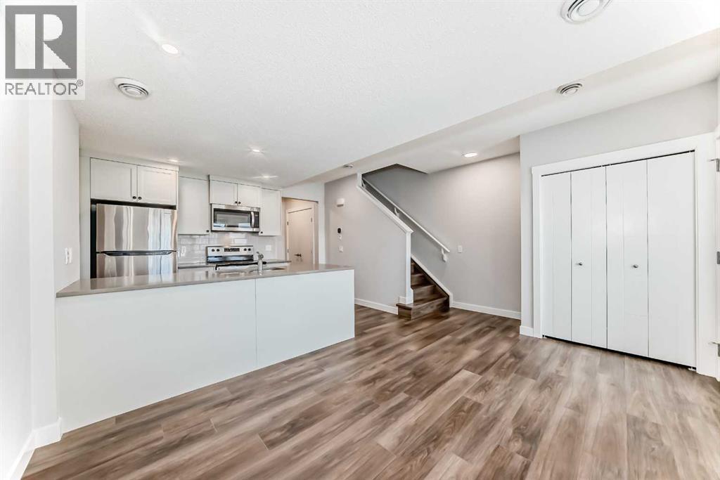 172 Rowmont Boulevard NW, Calgary, Alberta  T3L 0H3 - Photo 37 - A2301537