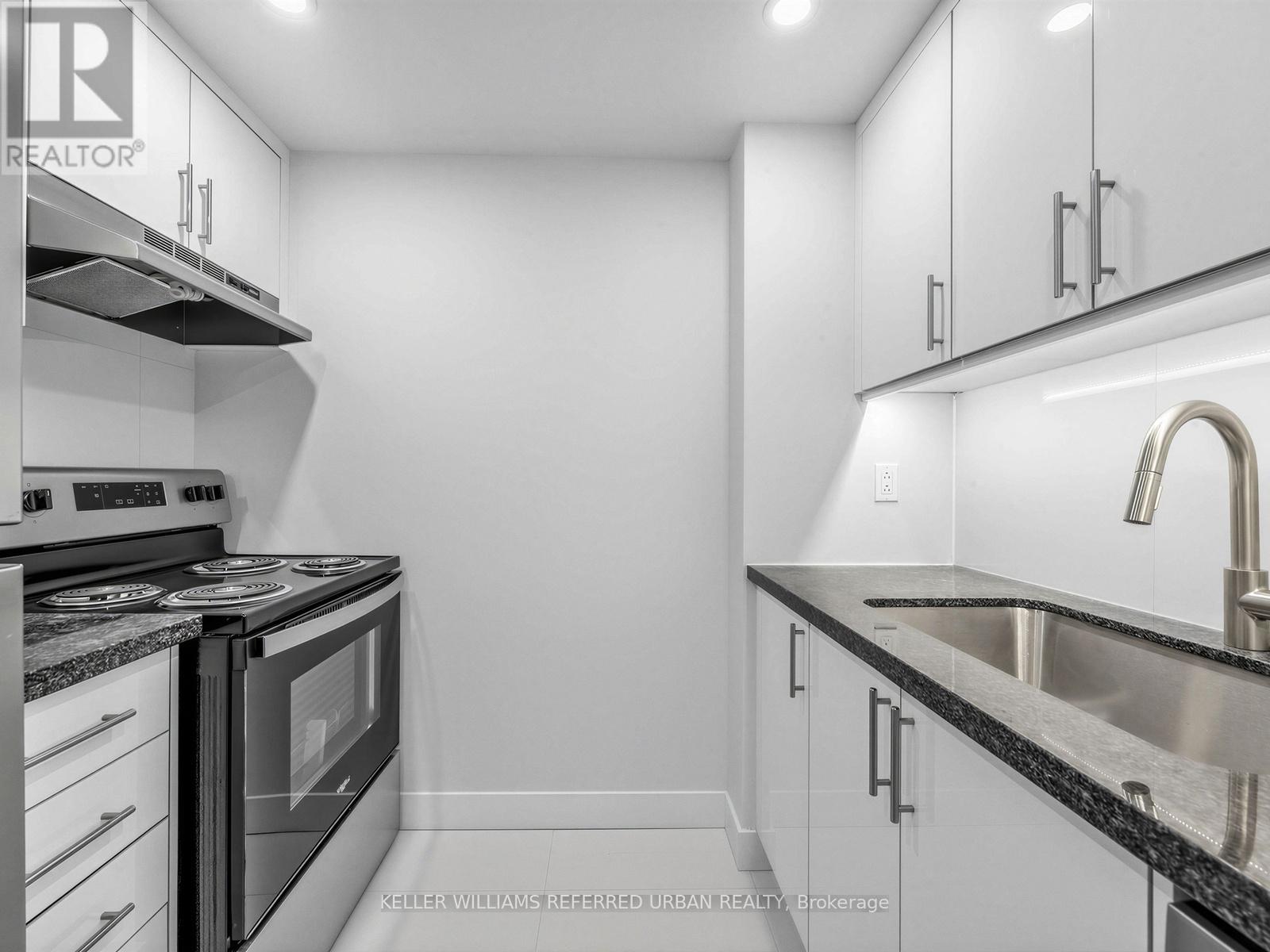 217 - 7 Bishop Avenue, Toronto, Ontario  M2M 4J4 - Photo 5 - C12996334