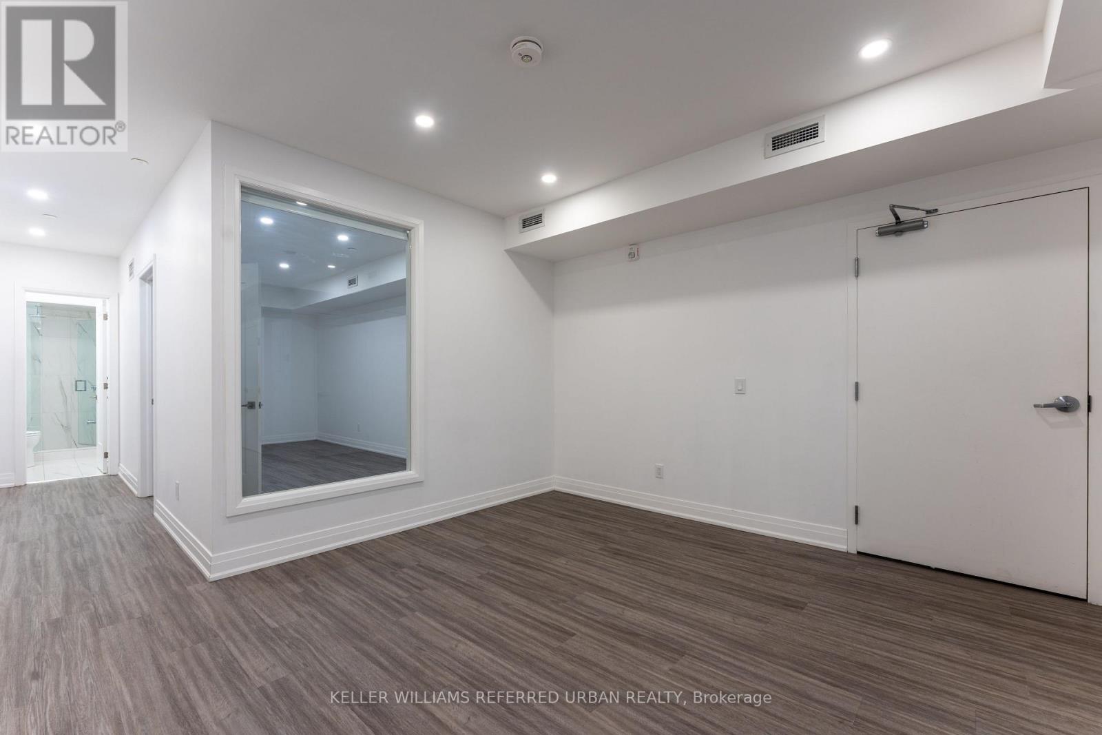 201 - 475 Queen Street W, Toronto, Ontario  M5V 2A9 - Photo 4 - C12996358