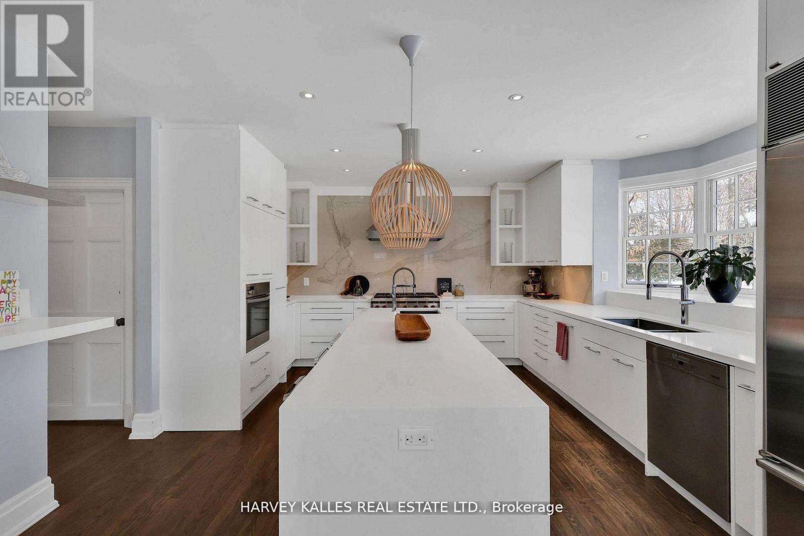 444 Russell Hill Road, Toronto, Ontario  M5P 2S5 - Photo 11 - C12996400