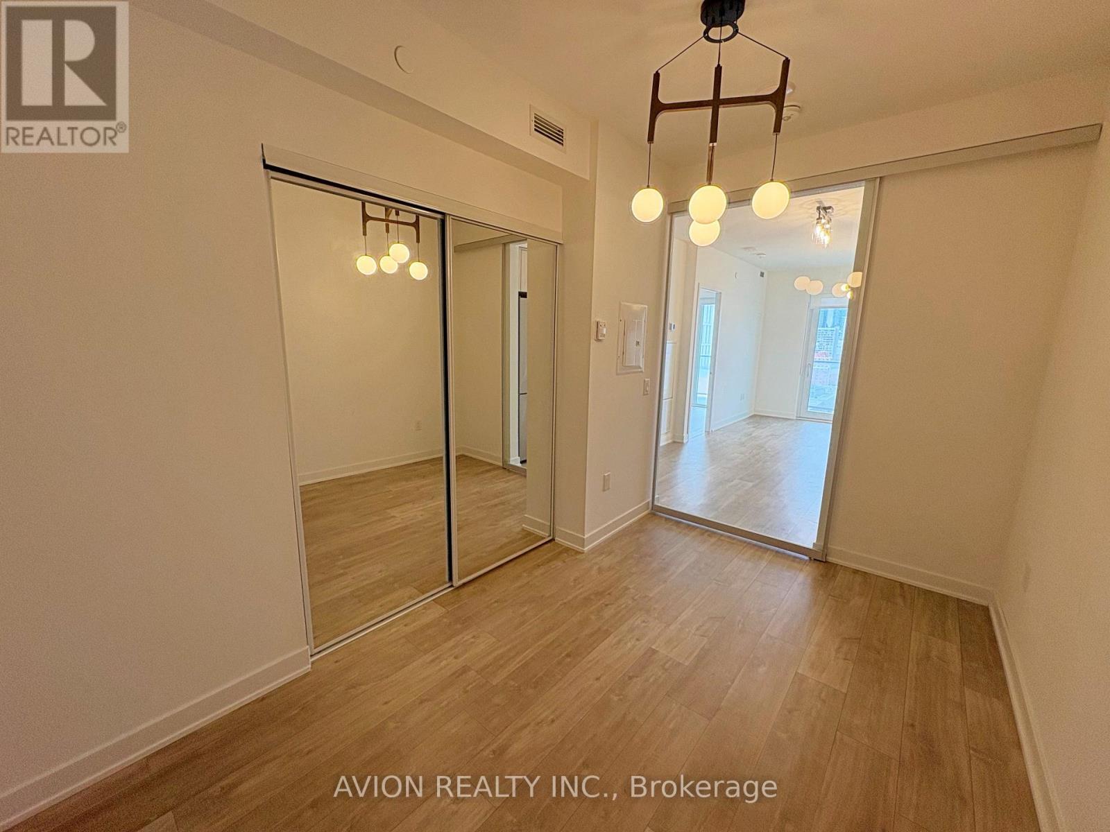 1802 - 100 Dalhousie Street, Toronto, Ontario  M5B 0C7 - Photo 12 - C12996410