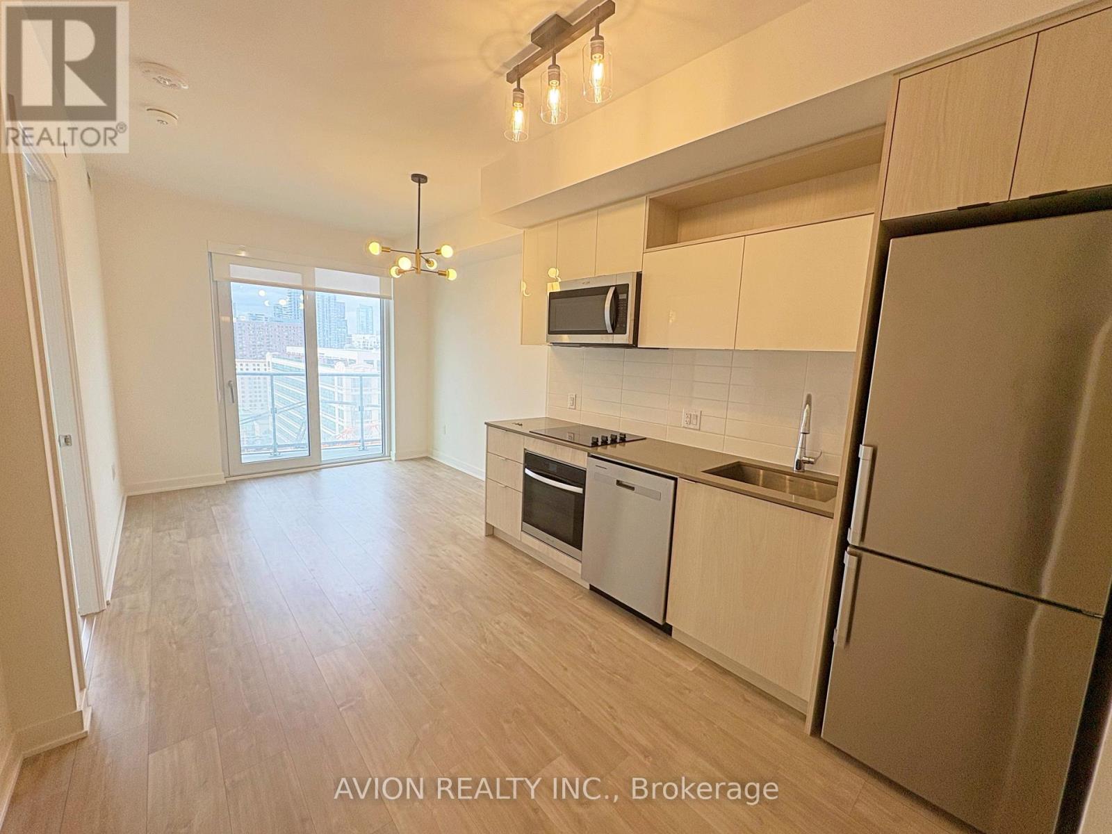 1802 - 100 Dalhousie Street, Toronto, Ontario  M5B 0C7 - Photo 2 - C12996410